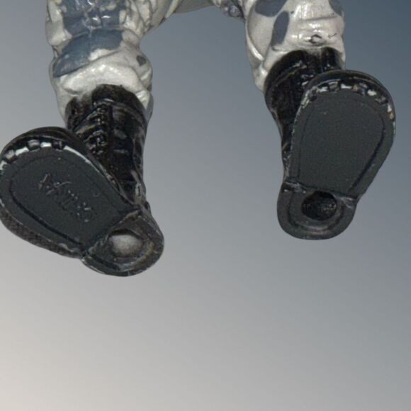 2013 Toys R Us True Heroes Smash Figure for ATV Sentinel 1 Play Set B21 - Picture 4 of 5